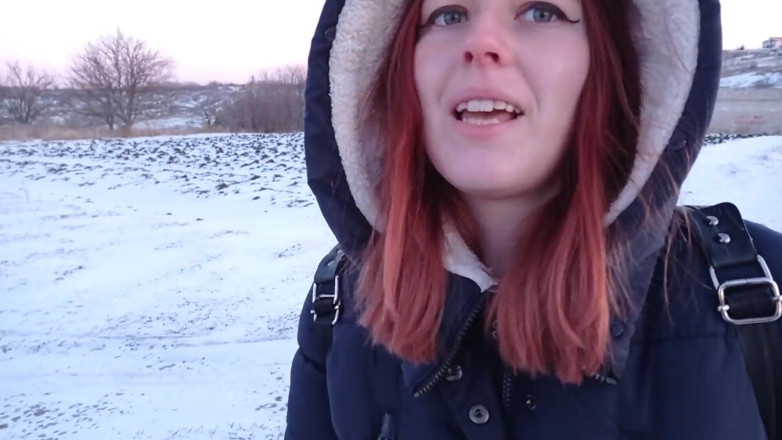 SweetAndFlow: Sexo al aire libre en invierno - chico fóllame duro