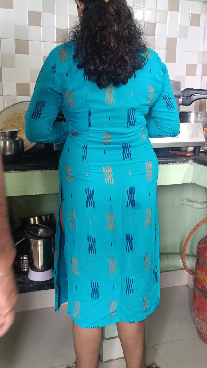 Palani69: Percintaan kongkek panas