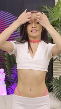 Jade Kimiko je nadržená pro hardcore šukání Bryana Gozzlinga!