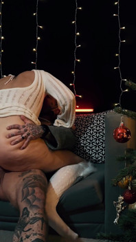 XXX-mas Special - Ogromny wytrysk