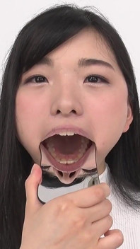 [teeth Observation] Natural Teeth but Potential Cavities Found!! Beauty Winces When Her Teeth Are Tapped - Suzu Shiratori
