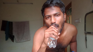 KUMBHA MANOJ KUMAR: Blowing Adalah Profesional