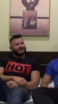 Matur E Boy Fucking Bareback in the Bed