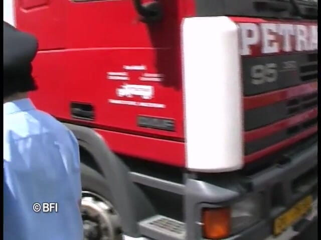 Hardcore Lovers of the world: sex at work 3
