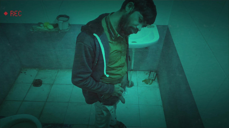 Brijesh 270: Ho monitorato quello che fa il mio figliastro da solo...