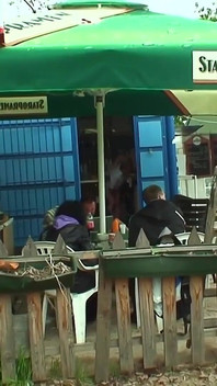 M-am pierdut și cer informații în zonă în schimbul unui futai cu pizda mea foarte sexy, foarte strâmtă și rasă