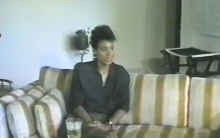 Homegrown Vintage: Час винтажного орального и игрушек