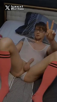 Kinkychrisx in Pink Pantyhose and Socks