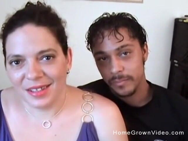 Homegrown Amateurs: Naudia and Oca Show Bret How to Have a Threesome