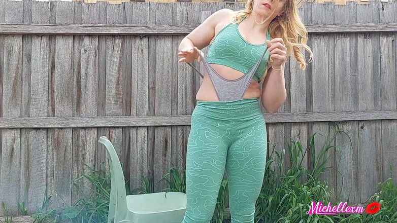 Michellexm: Wedgie от забора
