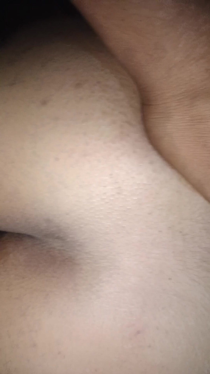 moWalker: Yenge rangili kamasutra desi skandalı yapıyor