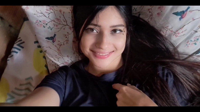 Yulieth Gomez: Elle a baisé son élève préféré