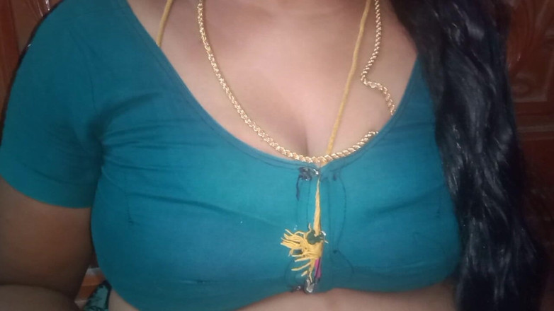 Vaishnavi vaishu: Tamilská teta si mačká prsa, když je sama a nemůže...