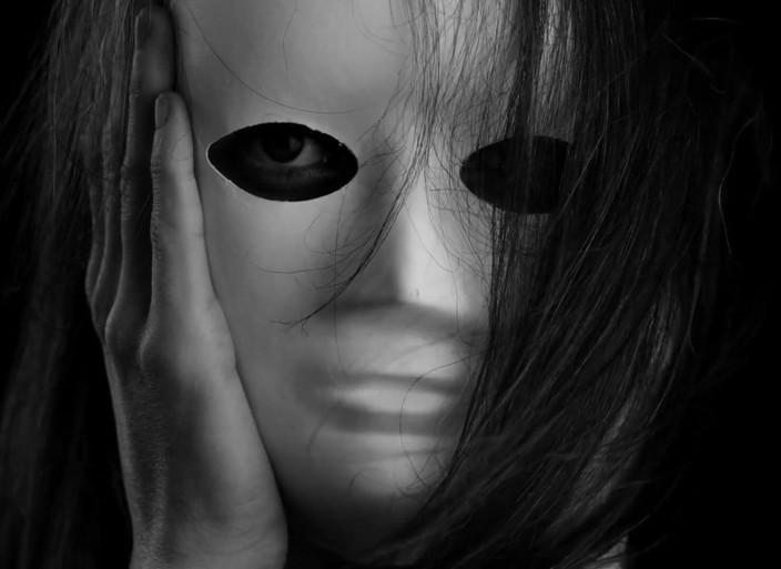 Bergami Melissa: Donna in maschera
