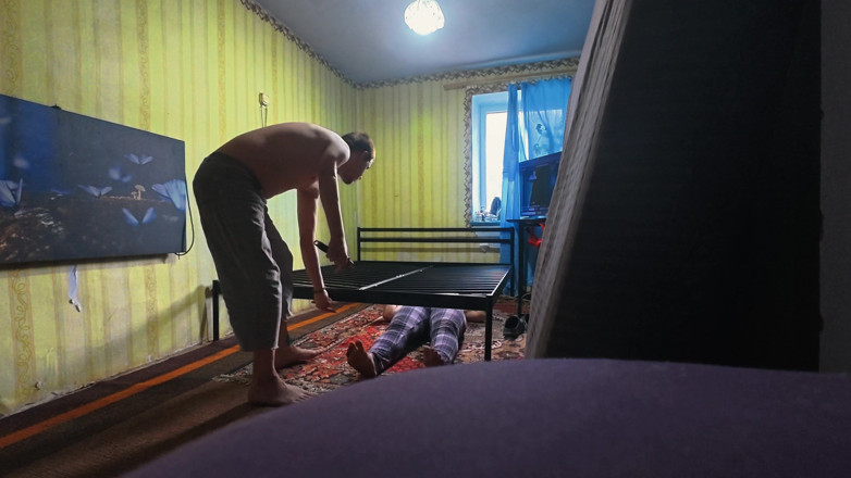 SchoolPrincess: V Zákulisí, Nesestříhané. Stavíme Novou Sexuální Postel