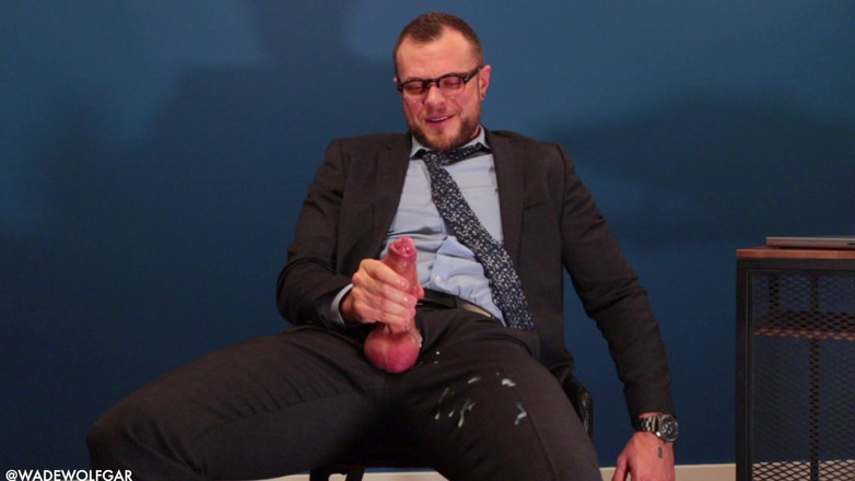 Wade Wolfgar: Lutsch Den Dicken Schwanz Deines Chefs