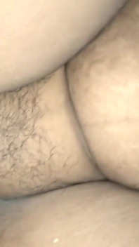 Ehefrau teilt ehemann freund in room.sexy Indain hous ehefrau teil 1