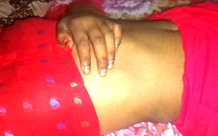 Desipuja2: Manžel a manželka mají sex v noci, manžel má sex...