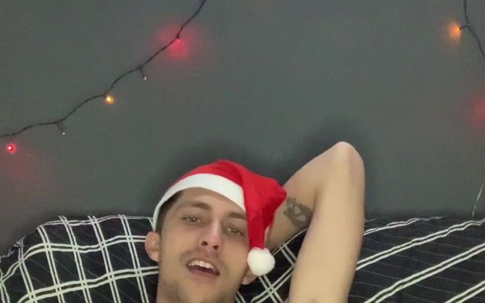 monstromineiro: Großer papi, weihnachtskostüm in Brasilien