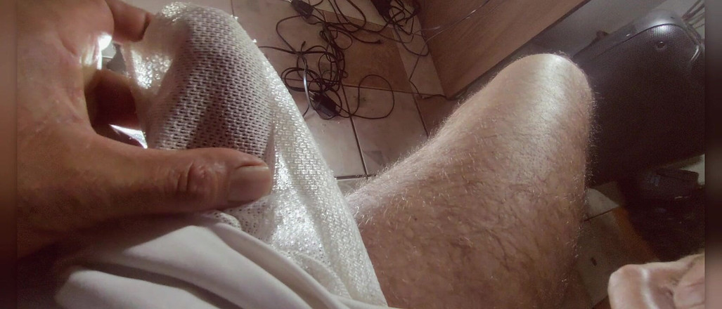 Stink HairyMale: Gozando Através Do Shorts