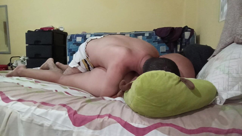 Stepmom_with_big_tits: วิธีที่เธอสั่นในขณะที่ฉันเย็ดปากเธอเธอชอบมากขณะที่เธอน้ําแตกดีมาก