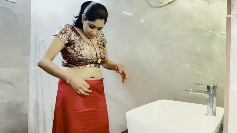 FantacyCouple: Stepmom Fucking in Bathroom Washbasin with Stepson