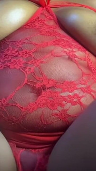 Fille passionnée en solo