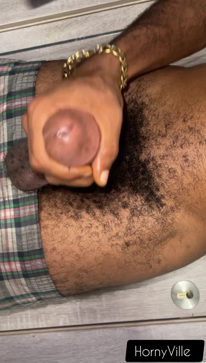 HornyVille Gay: Watching Porn and Masturbating