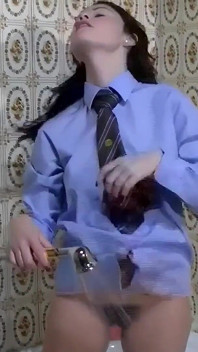 Flithy 主演 Ava Dalush