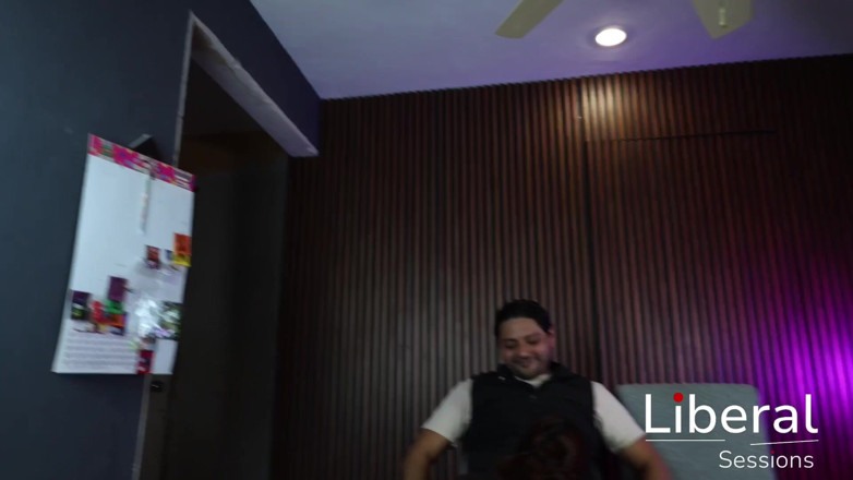 Liberal Sessions: Joven Pareja Filmada Teniendo Sexo