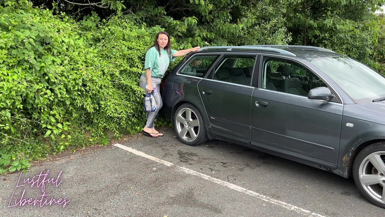 Lustful Libertines: Parkplatz Öffentliche Natursekt-verzweiflung - Omorashi