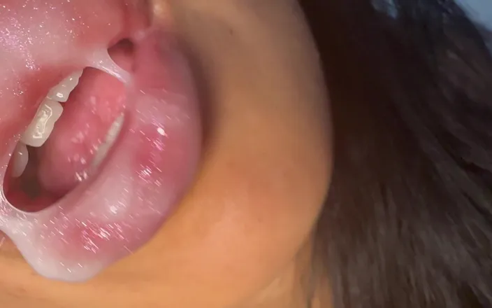 Asmr_mouth: A Loooot of Lipgloss When I Kiss