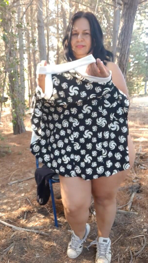 Riderqueen: Stepmommy in outdoors