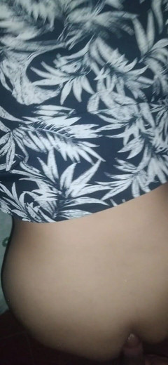 E-Alfa: Cântând cu o frumoasă dominicană