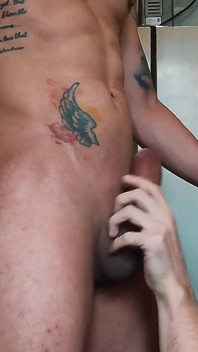 Latino-schwanz ist der heißeste schwanz - geile twinks werden von Hunky papis gefickt - kostenloser kompletter film