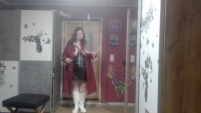 tammara big: 도미나트릭스의 소개