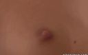 ATKIngdom: Brunett tonåring med små bröst Jane dildoing hennes fitta
