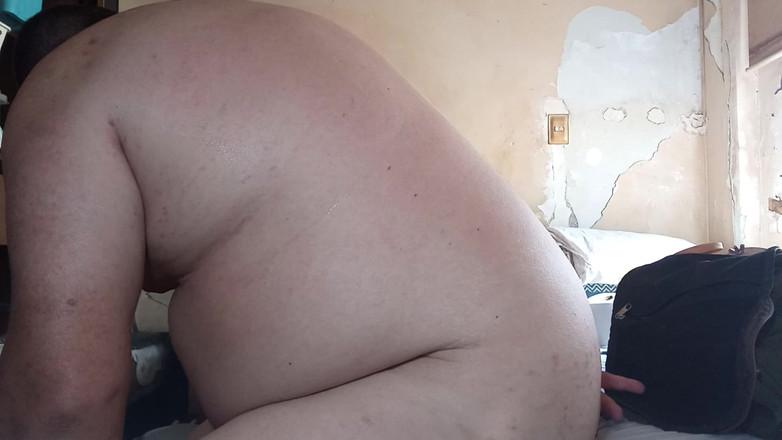 Lovvetoyy: Pump My Ass