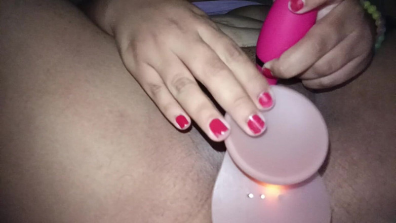Stepmom_with_big_tits: Cette chatte gourmande veut se faire pénétrer jusqu’à l’orgasme.