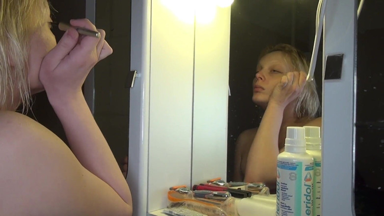 Horny Taboo: Seducendo la mia eccitante sorellastra