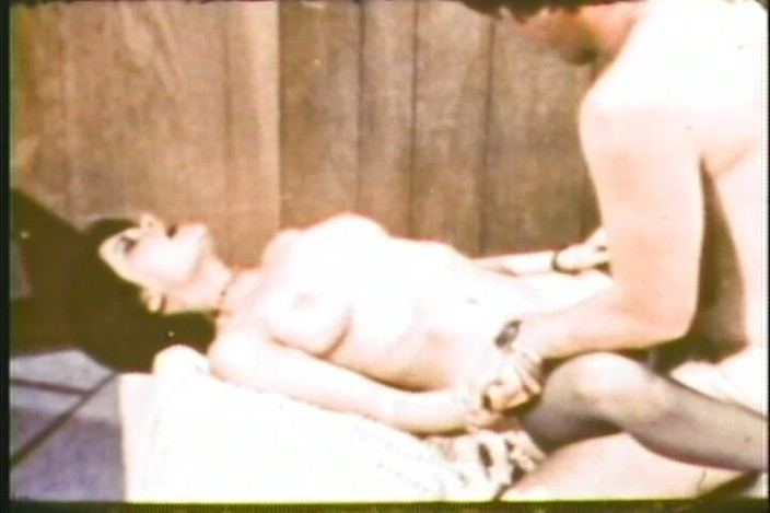 Vintage megastore: Lebih enak di brunette (film lengkap)