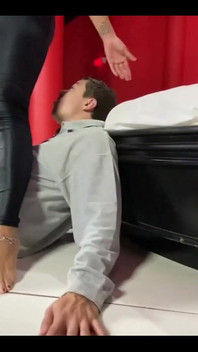 Sezení na obličeji Ep 7