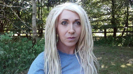 The Midnight Minx: Crossdresser walk about