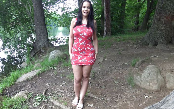 My Porn Babes: Primul meu videoclip, sper că vă place :)