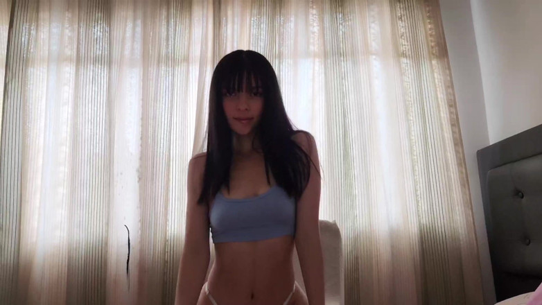Jopy sex: Her Sexy Caurto Partner Asks Her to Take Some Pictures!...