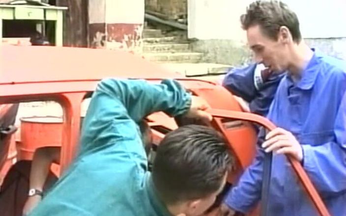 Gay 90's Vintage Porn: पुरुष कामुक स्वाद का स्वाद ले रहे हैं #3