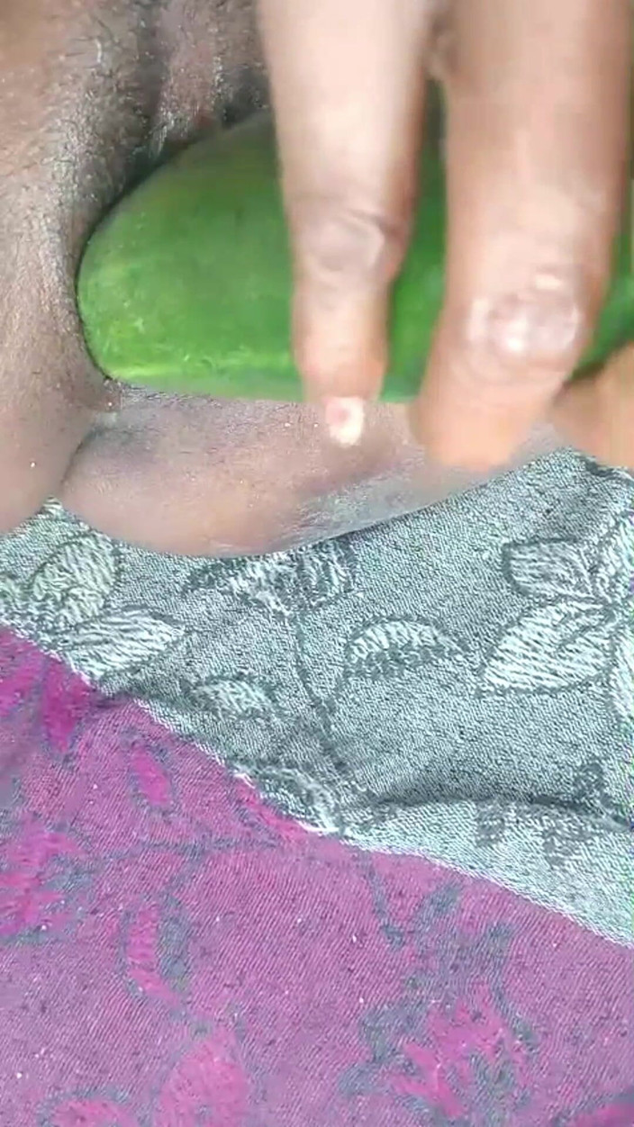 IndianVibeX: Hete romantische scane, voel de liefdesenergie