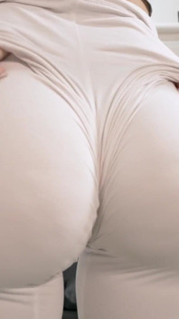 New Amazing Ass Model! Puffy Cameltoe! Young, Slim, Round Ass Perfection!