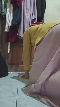 Horny Muslim Femboy