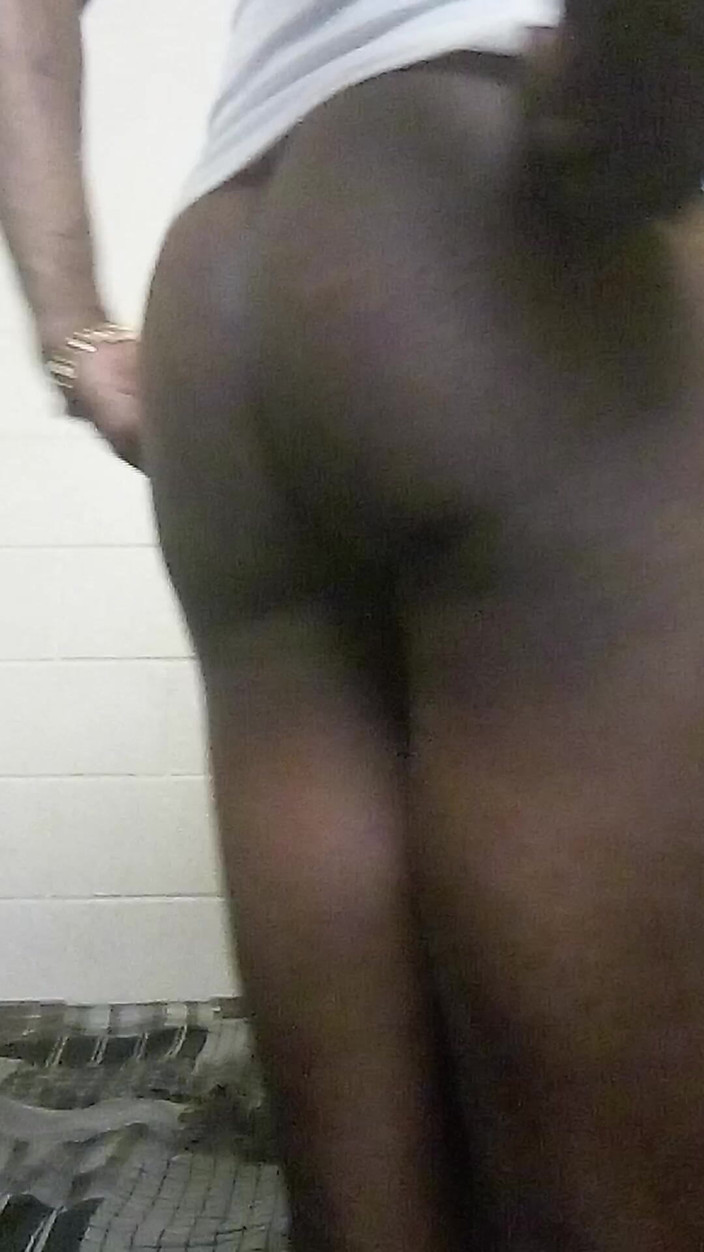 SweetDWillie456: Femboy s baculatým zadkem a velkým čůrákem
